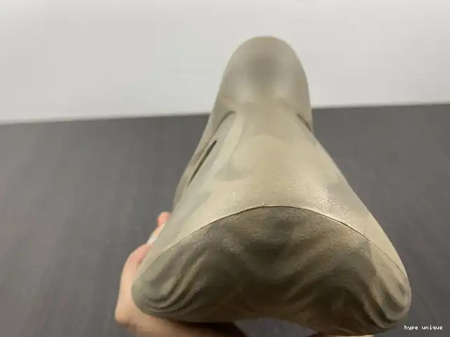 hype Yeezy GX4472 Stone Sage Adidas Foam RNNR 0512